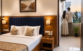Hotel Cresent - Near Assi Ghat Varanasi